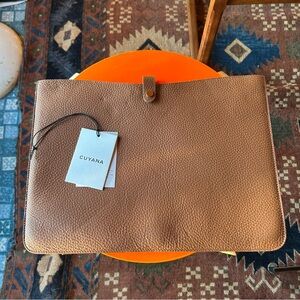 CUYANA System Laptop Sleeve 16-inch in Caramel